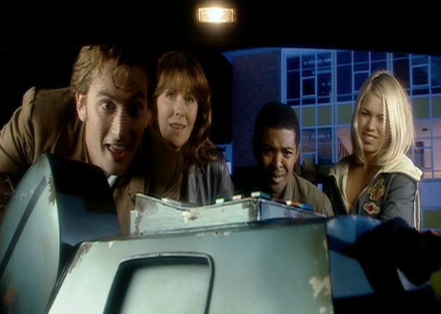 EbruTv's tweet photo. Tune-in to @EbruTv ,3 Back-to-Back Episodes of #DoctorWho #TONIGHT starting at 8PM @davidtennantcom #HappyNewYear https://t.co/1lxmeXjxoZ