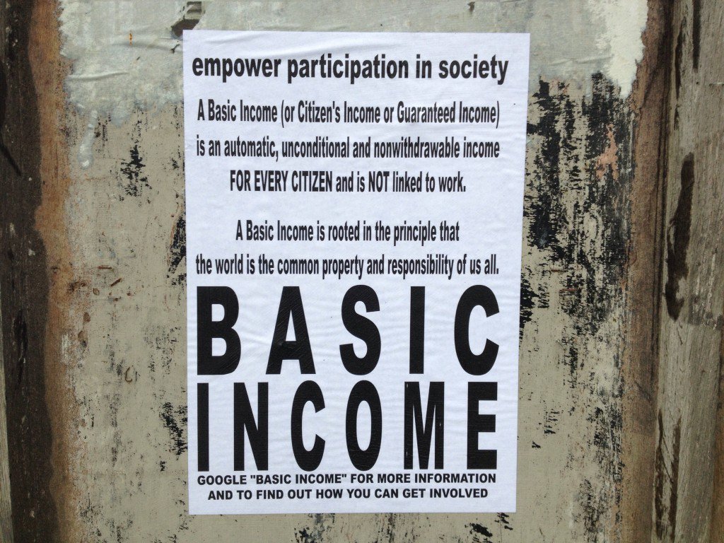 commonsharing's tweet photo. The #CommonwealthCommonshareDividend is a right of citizenship. It is not a "means tested" handout. #Fightforit. https://t.co/Htytsj0zFM