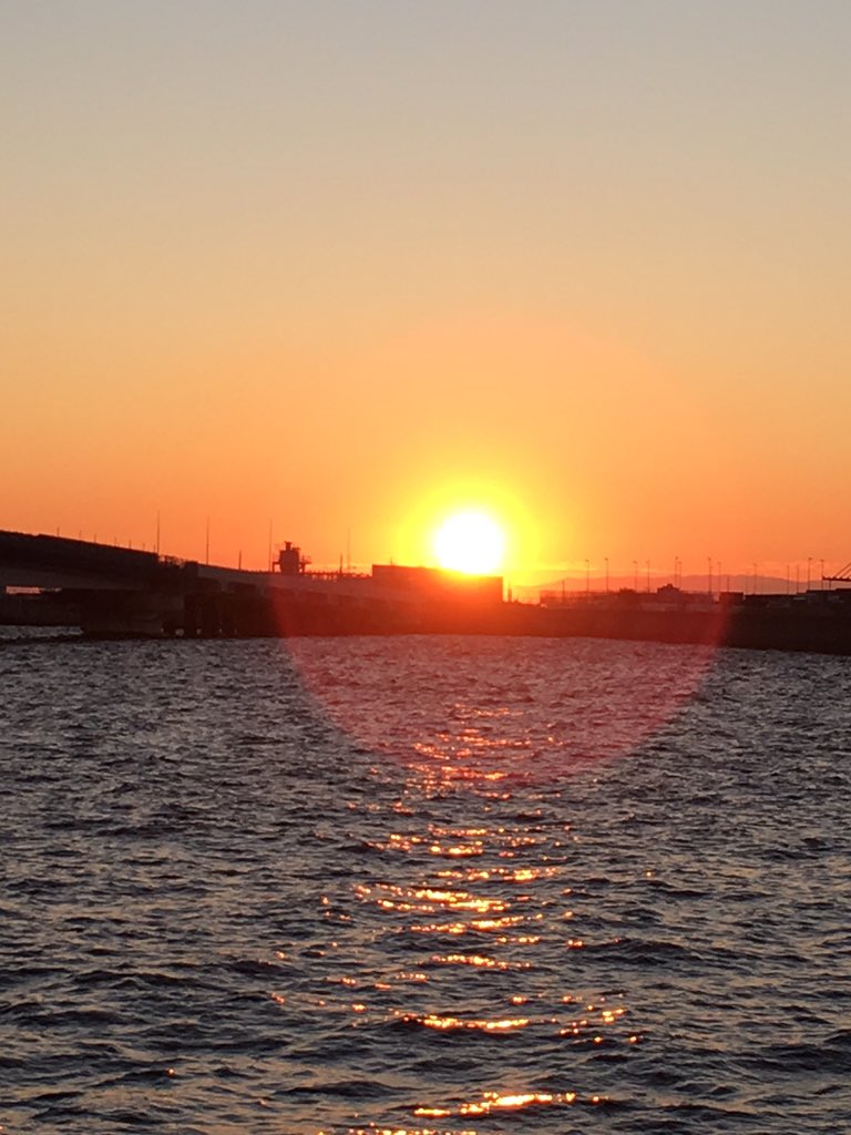 MastaSimon's tweet image. Happy New Year from the Fareast !!
明けましておめでとうございます！ 
#firstsunrise #初日の出