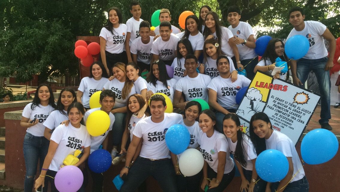 MariaLArregoces's tweet photo. De lo mejor de mi 2015, los amo y los amare siempre #lexforever bendiciones infinitas en este 2016 los extrañare ❤❤❤ https://t.co/5YVb7FP1eY
