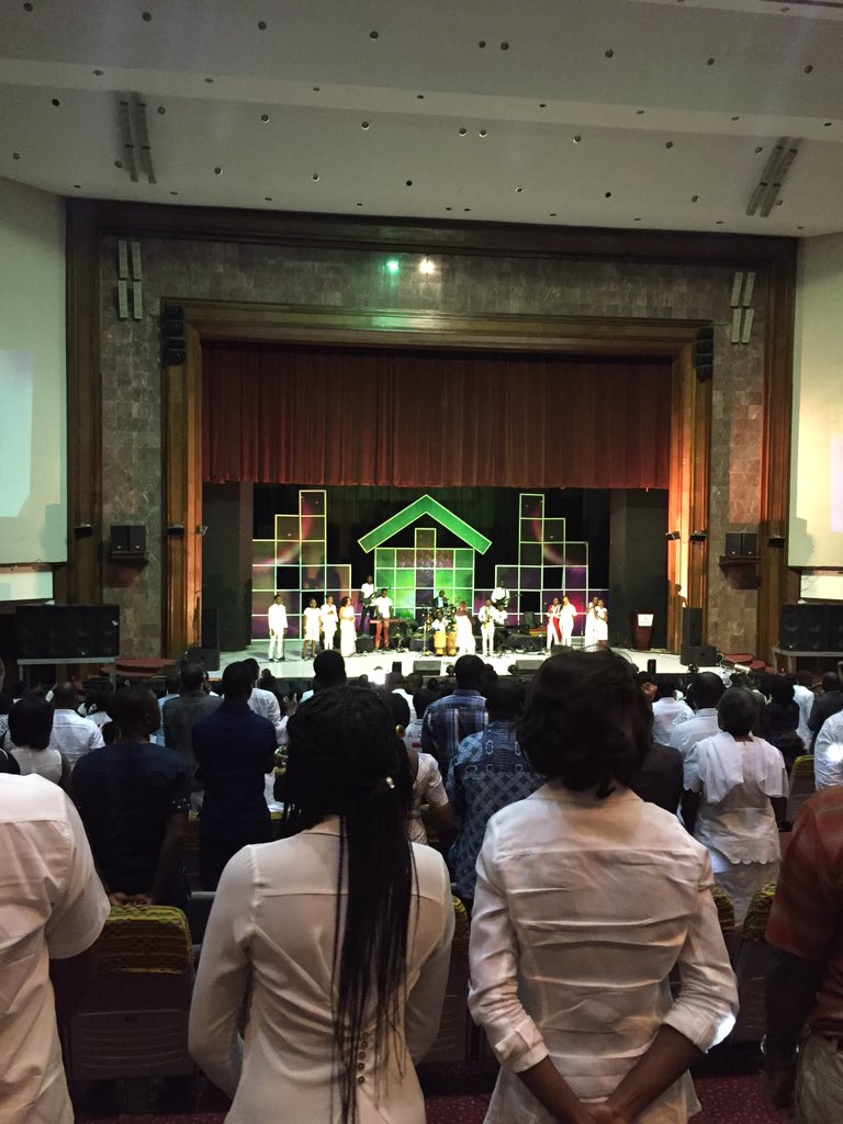 yachalhouse's tweet photo. #CelebrationNight2016 #YachalHouse #31stNight https://t.co/V0iEcJeGMQ