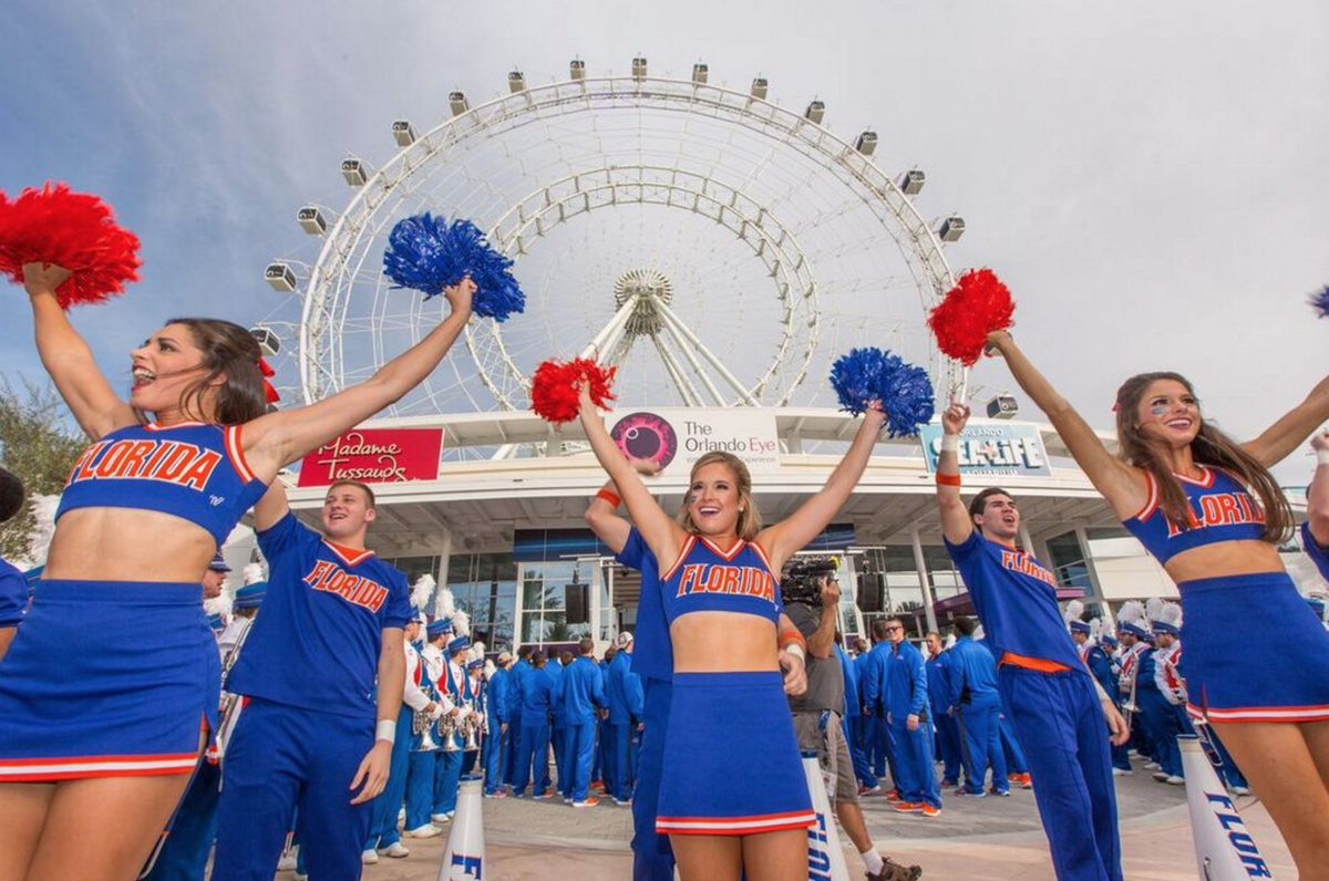 iconparkorlando's tweet photo. Thanks to all the @GatorsFB fans who stopped by the pep rally at The #OrlandoEye today! #Gators @FloridaGators https://t.co/WfCQWBpKby