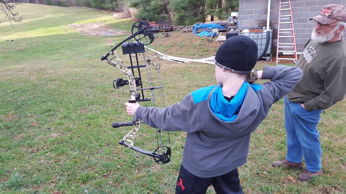 JasonBMGC's tweet photo. Ty practicing with his new #infiniteedgepro. https://t.co/0G0Mm04cRI