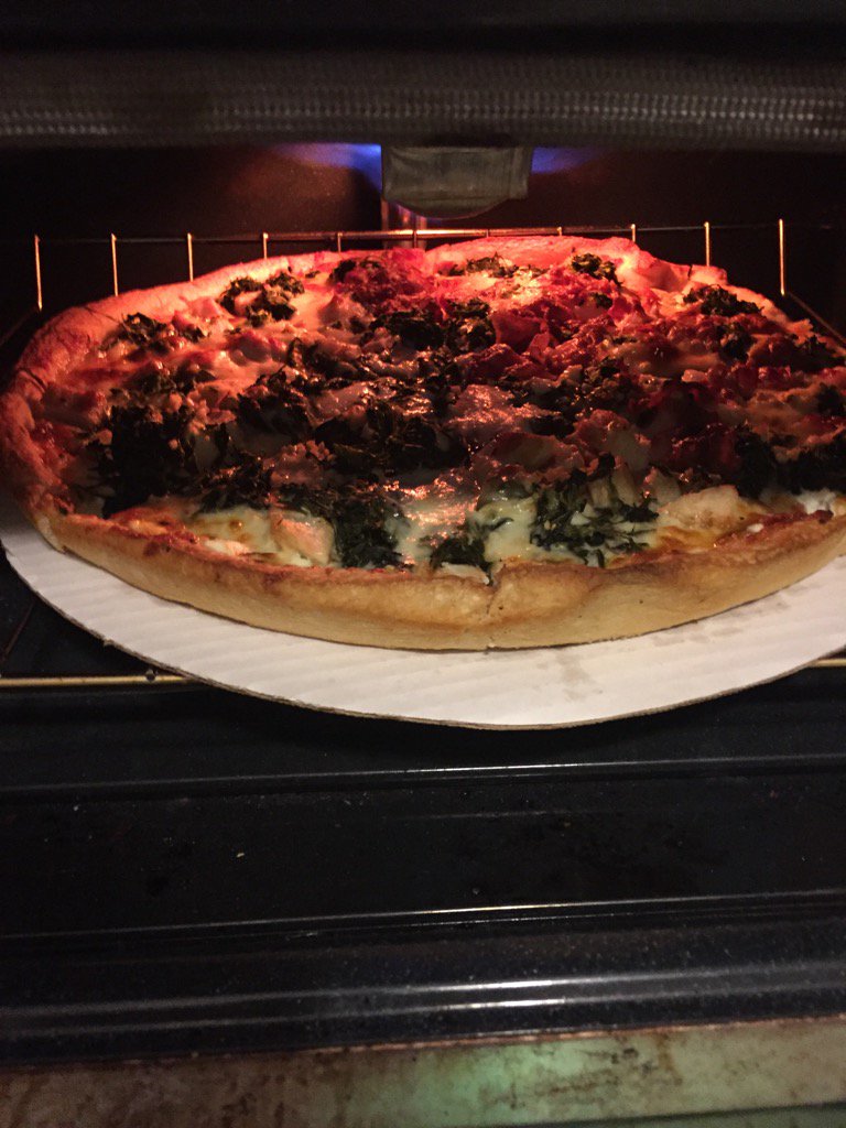 RickJachimski's tweet image. Ain&apos;t nobody got time for that! #pizzahack