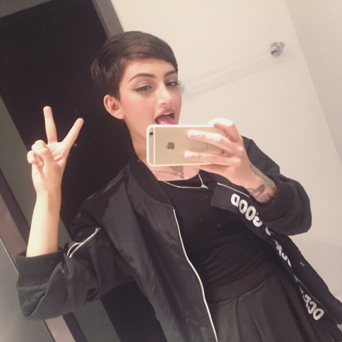 Watch Matu's leaked NSFW photo on TwXstars