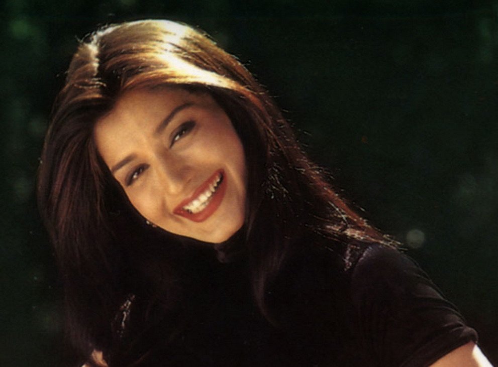 Jan1: Wishing the gorgeous Sonali Bendre a very happy birthday  