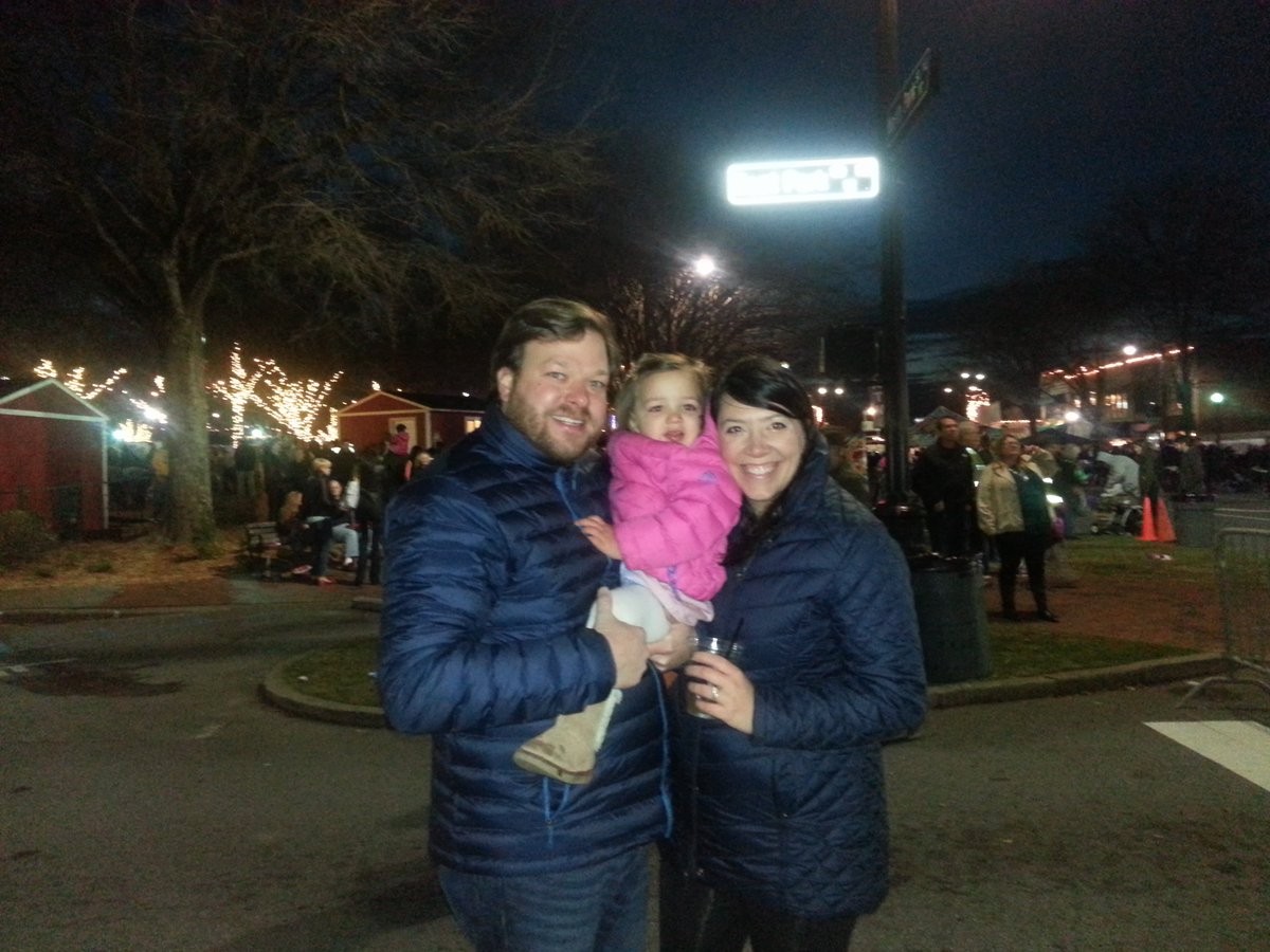 TMSNYE2016's tweet photo. #TMSNYE2016  Head on up to the Square.... Great time! https://t.co/7jWz3IxAYS