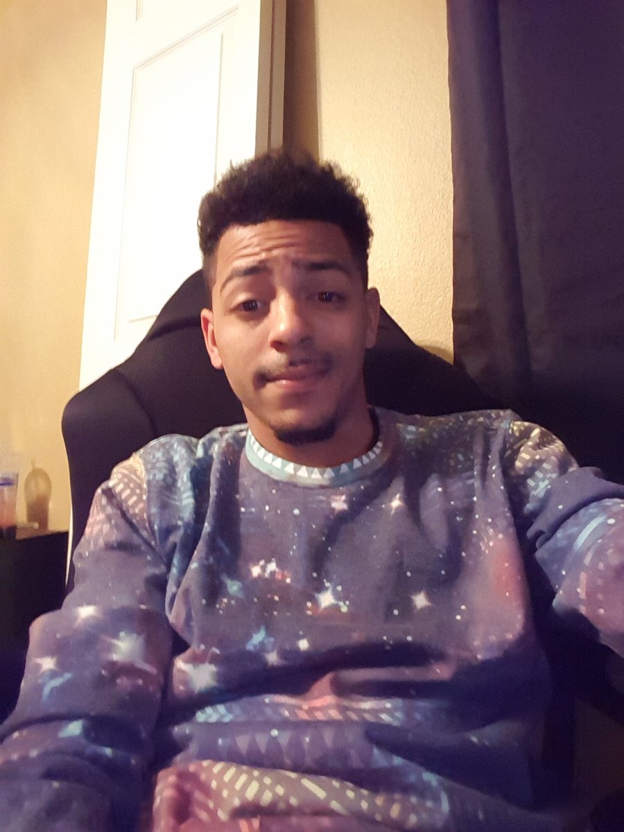 _TheRealCubbyD's tweet photo. Happy new years !! https://t.co/ETBF4z9Vk2