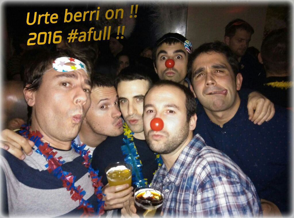 Urte berri on 2016 #afull Zainzuriak!!