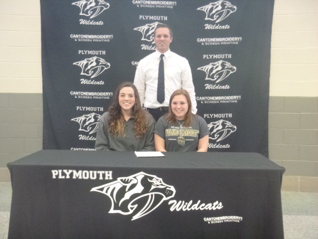 PHSWildcats's tweet photo. #Lookingback2015 College Signing Day https://t.co/IES9uGZbN9 https://t.co/rTOGIETbOR