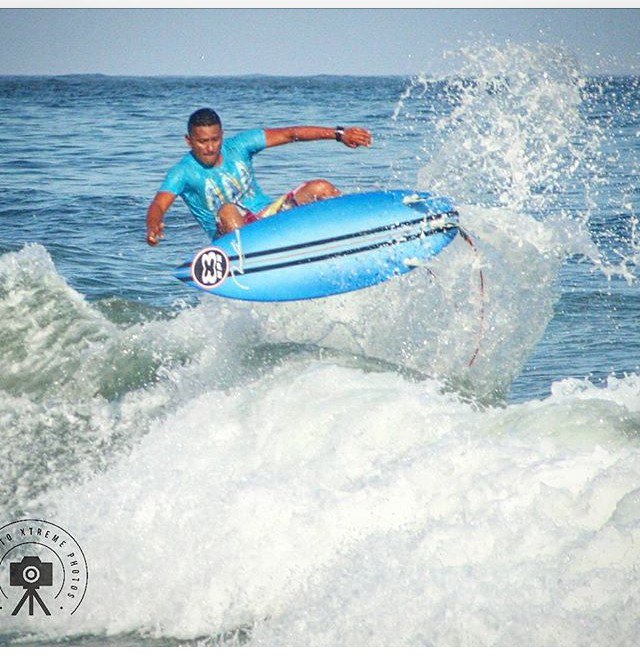 bomberitosurf's tweet photo. Olas de Bendiciones para este 2016" https://t.co/0BFzIAlFLN