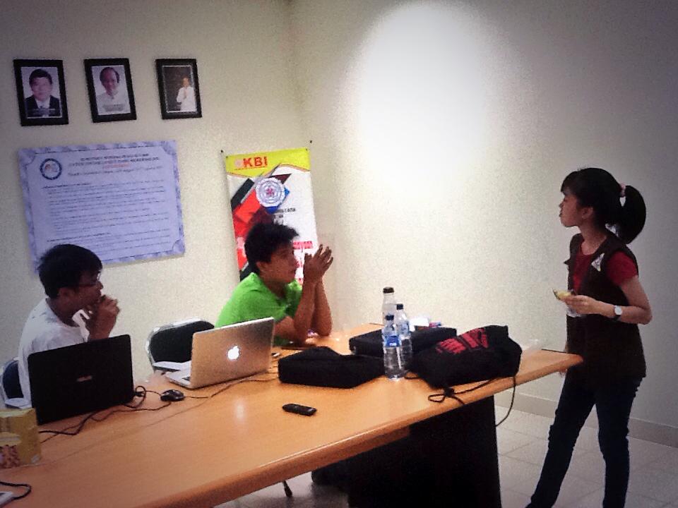 Saat ini time Medkom Jabar dedang mengikuti sesi Medkom sebagai pelatihan yg diberikan oleh Medkom Sekber pusat!