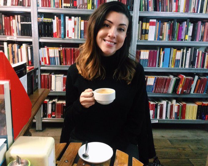 #Happy2016 from #Madrid!! This year I'm going to eat more plants and talk less shit. #goals https://t<a href="/tag/happy2016"class="tags">#Happy2016</a><a href="/tag/madrid"class="tags">#Madrid</a><a href="/tag/goals"class="tags"><span>#goals</span></a>