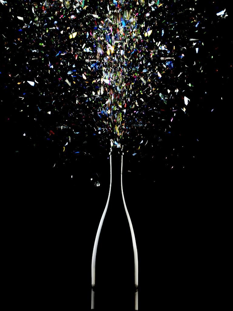 CosmoForLatinas's tweet image. ¡Feliz año nuevo! WOOOOOO! ¡Que pase super bien a todo el mundo! 🎊🎉🎊🎉🎊🎉