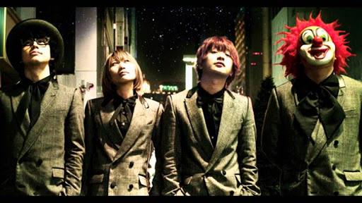 IIOXXX's tweet photo. 【速報】

世界の終わり 『DJ LOVE』の素顔流出！！！

画像⇒https://t.co/1yHH2AjK6D

ピエロの仮面の中身がバレたwww
樽美酒研二よりビックリと... https://t.co/6gXmQwdVou