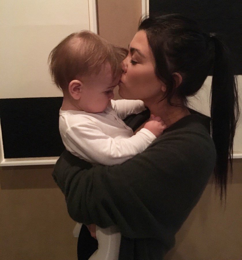 Scott Disick Hosts New Years Eve Bash In Las Vegas Without Kourtney Kardashian People Com