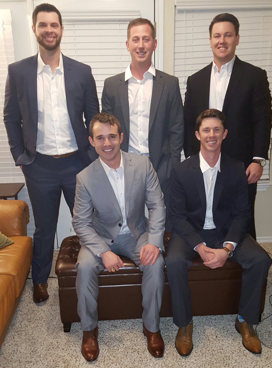kyleaking's tweet photo. Ringing in 2016 in style @tamuking13 @Matt_Murphy887 @bbelt9 https://t.co/bjDIHFM6I6