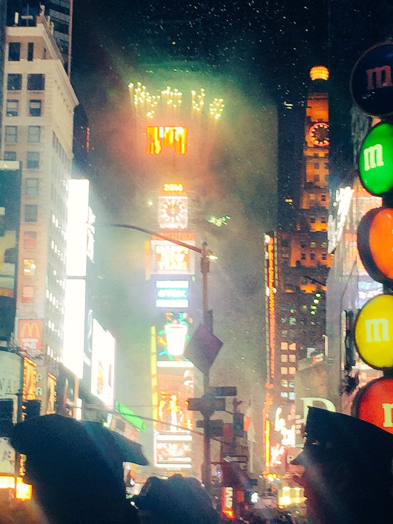 From New York.. Happy new year to all @ACMilan fans!