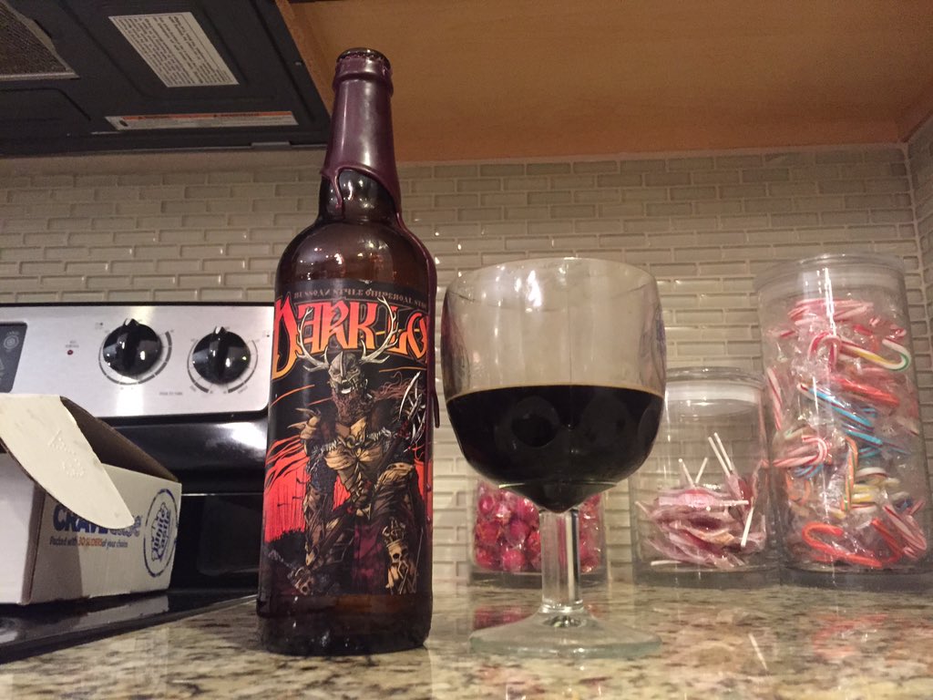 ChrisBakerAM's tweet photo. Happy #darklord new year to all the beer snobs out there!!! - @3Flloyds https://t.co/1bxBFlpanW