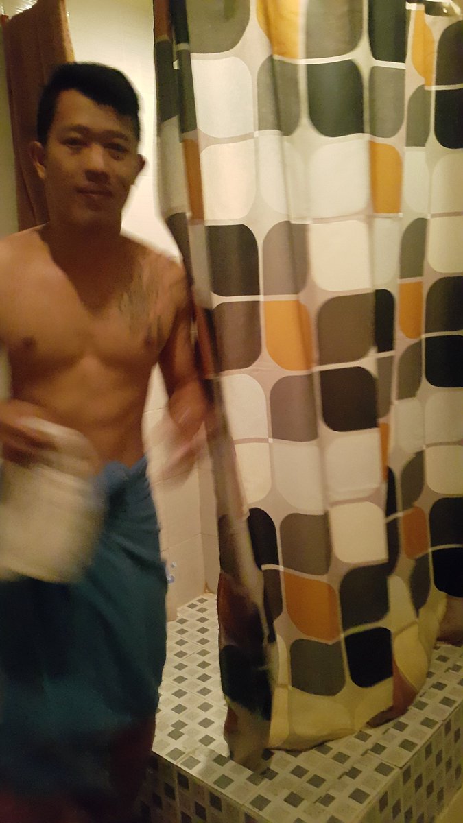 Superman_M88's tweet photo. After massage in arena spa bangkok.. retweet for video 😆😅 https://t.co/9p2prJykCl
