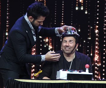 Embedded image permalink