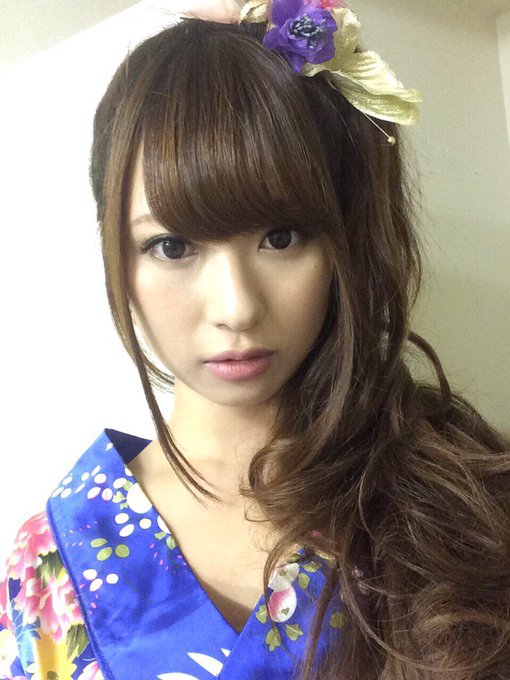 皆さん明けましておめでとう御座います♡ 今年も緒川りおを宜しくお願い致します☆ https://t.co/imZ3jgQyEx