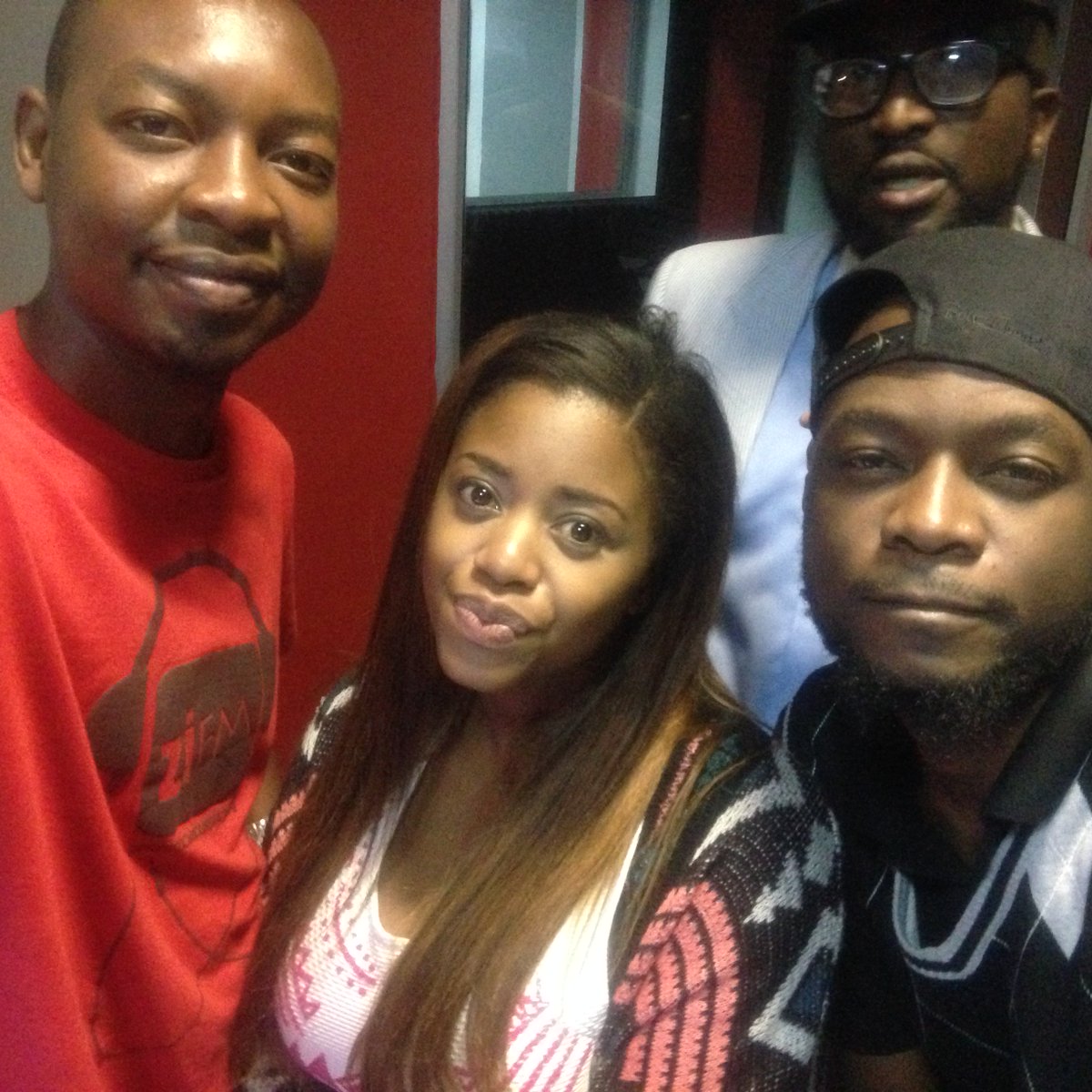ShepMakovere's tweet photo. @IgnitionOnZiFM Fresh hit just dropped by @TehnDiamond ft @SimbaTagz. Bho Tsano available on https://t.co/s44kKKJGkN https://t.co/Cu2MVypciE
