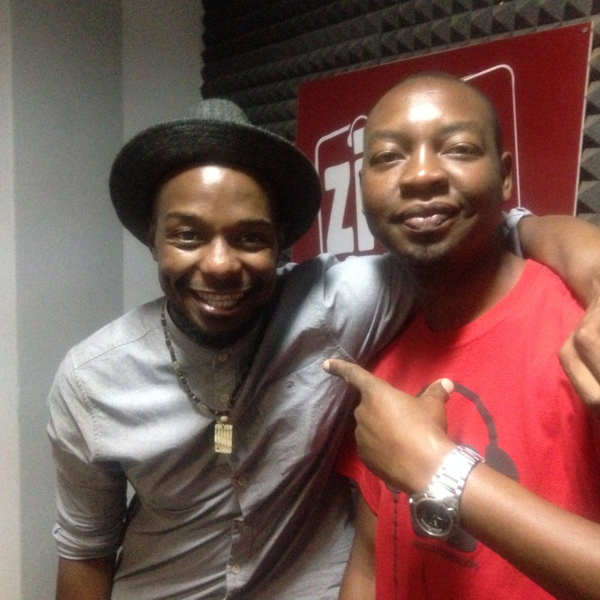 ShepMakovere's tweet photo. @IgnitionOnZiFM Fresh hit just dropped by @TehnDiamond ft @SimbaTagz. Bho Tsano available on https://t.co/s44kKKJGkN https://t.co/Cu2MVypciE