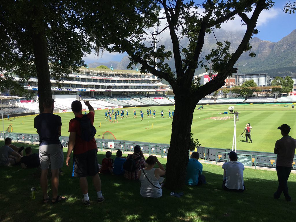 Gerhardi's tweet photo. More people watching @OfficialCSA warming up than Kingsmead crowds in DBN https://t.co/lhOGnaJfhb