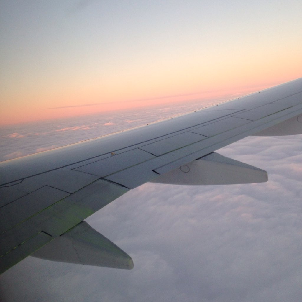 courtneyy1212's tweet photo. good morning 2016. #jasperbound #canada #travel #HappyNewYear https://t.co/F6XYJUweXq