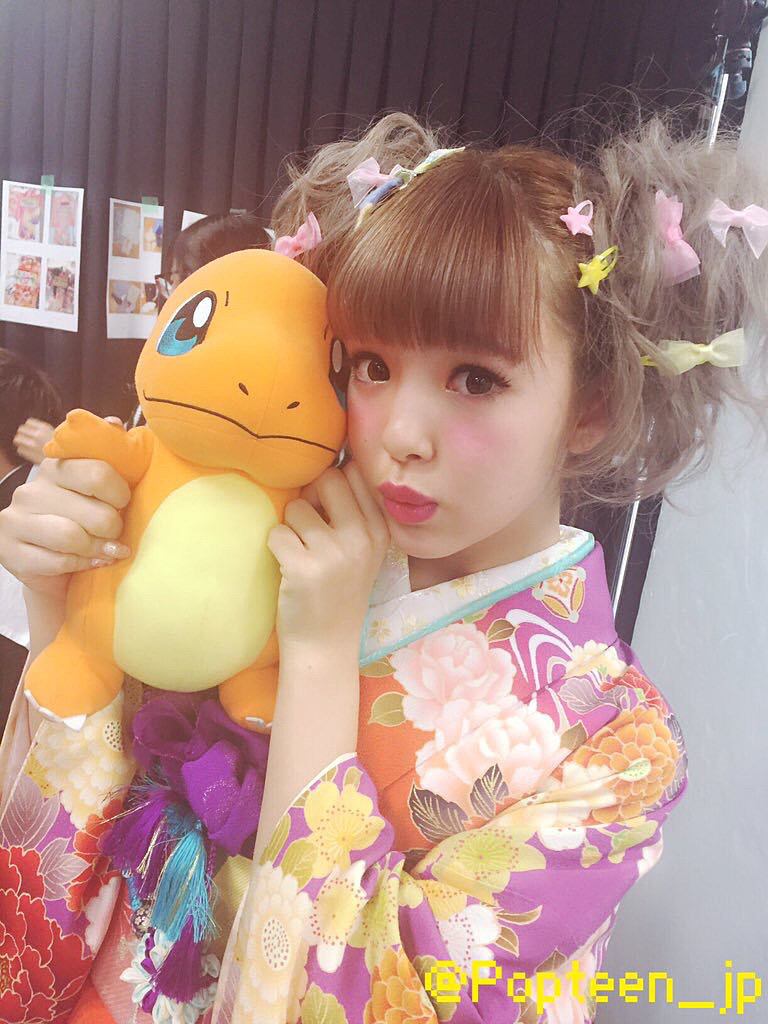 AQQBAX_____'s tweet photo. .

.

　　　　明けおめ　　～　ことよろ　😊💕

　　　#Nrさんのお友達がこれをRtしてくれるはずなのでRtして気になる人お迎え 

　　　　　っ て 感じで藤田と今年は仲良くな   っ ちゃいませんか　！！

.

. https://t.co/x0Nq9SKV2O
