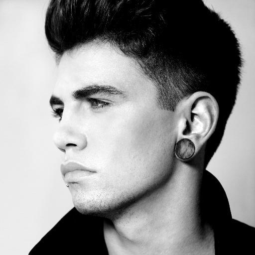 FitFamousMales's tweet photo. At number 16 in our Fittest Males of 2015 you voted for the rather cheeky @jakesims! #ffm50 https://t.co/LJsrcgiDZ2