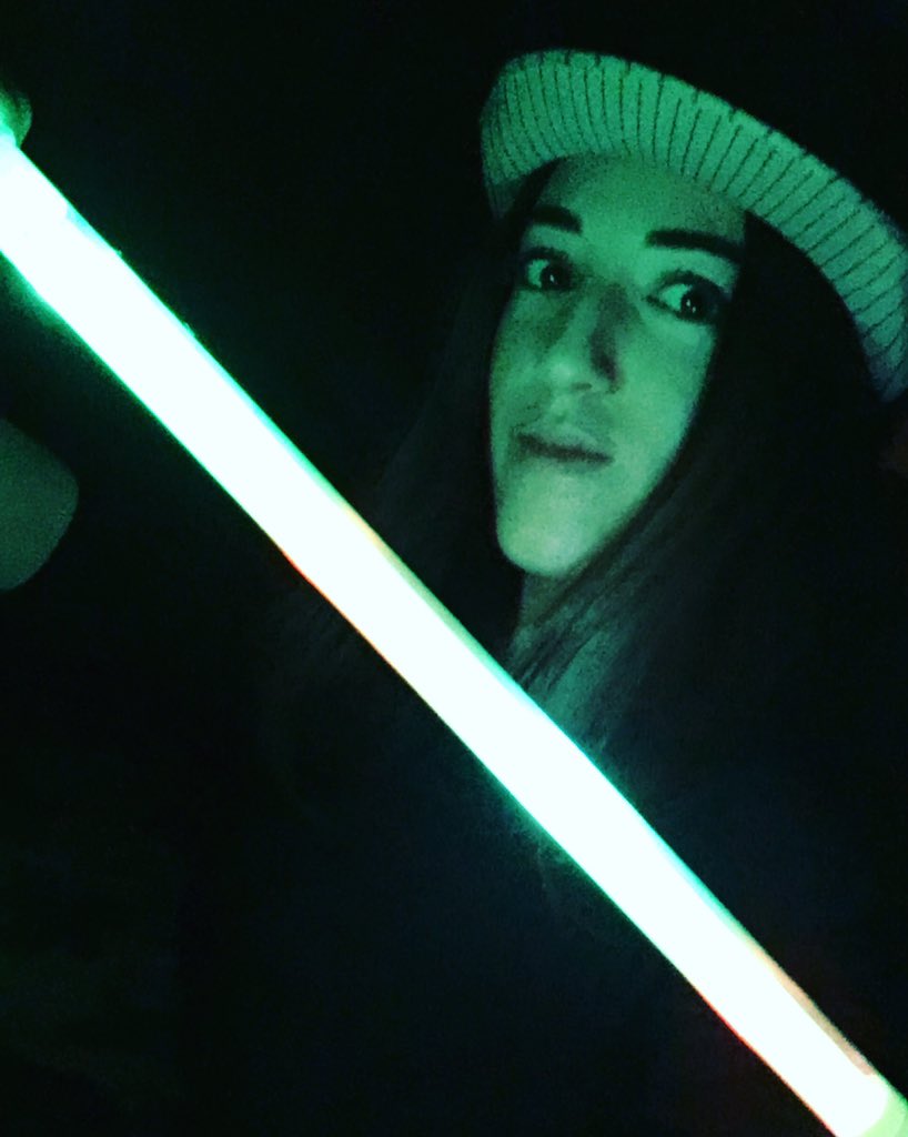 DeeSSalman's tweet photo. 2016 #resolution: #lightsaber the #darksides ass #jediconsular #jointhelightside #myforceawakens https://t.co/7agDtZc0Ld