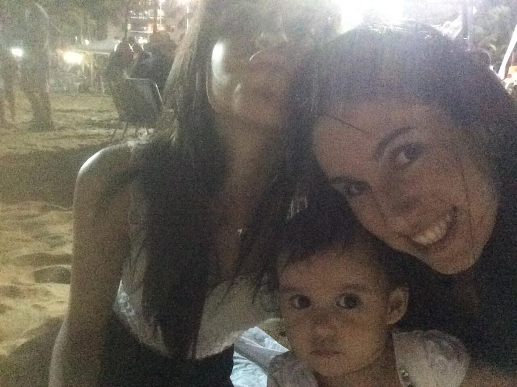 Lopes12aline's tweet photo. #FelizAnoNovo #doRéveillon #JardimCamburiES https://t.co/0mQL7gtape