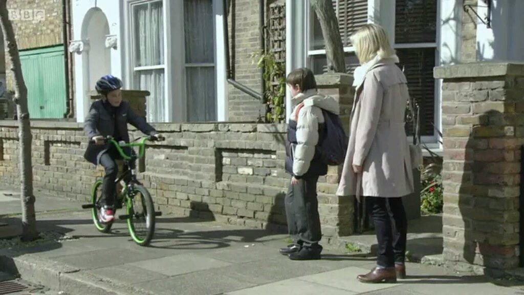 rickman_denny's tweet photo. Me #EastEnders https://t.co/kcjQDzMprj