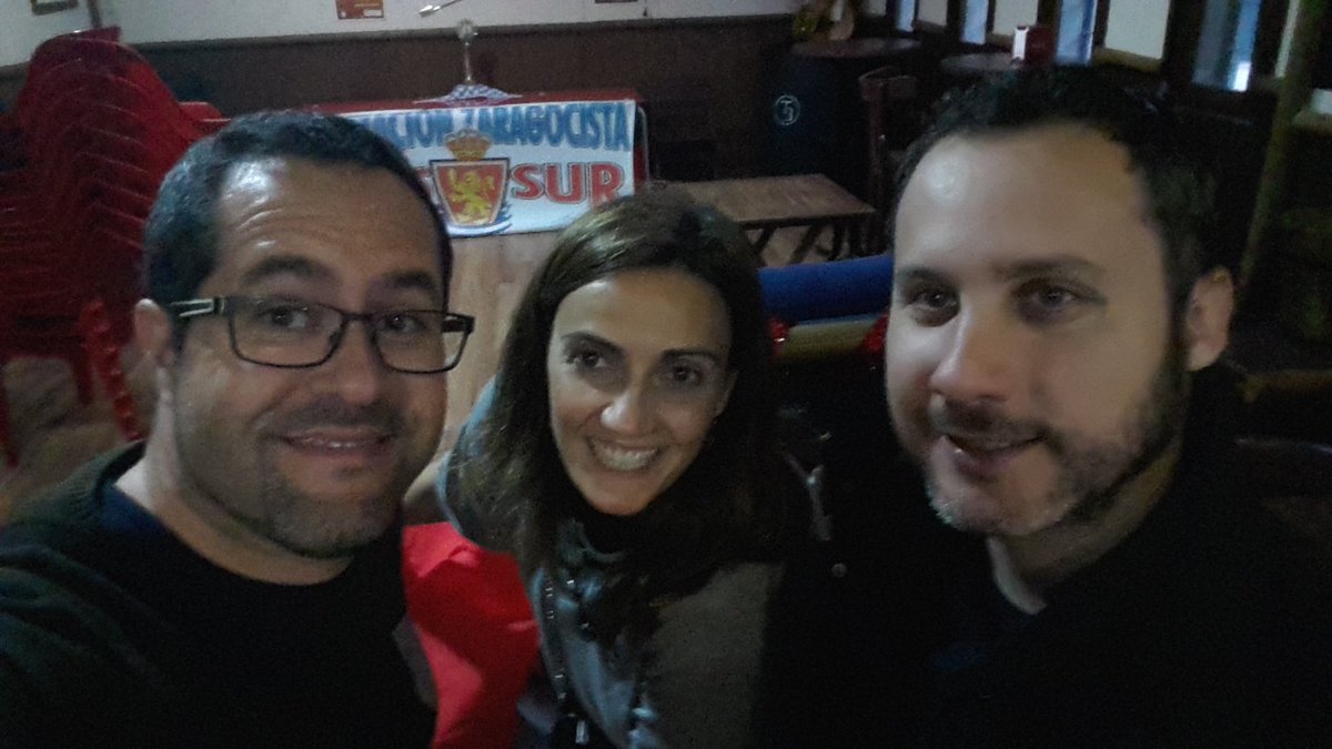 zaragocistassur's tweet photo. Trabajando duro para que todo esté mañana perfecto.6° aniversario de @zaragocistassur. @RealZaragoza @FPRealZaragoza https://t.co/LGZh359RcC