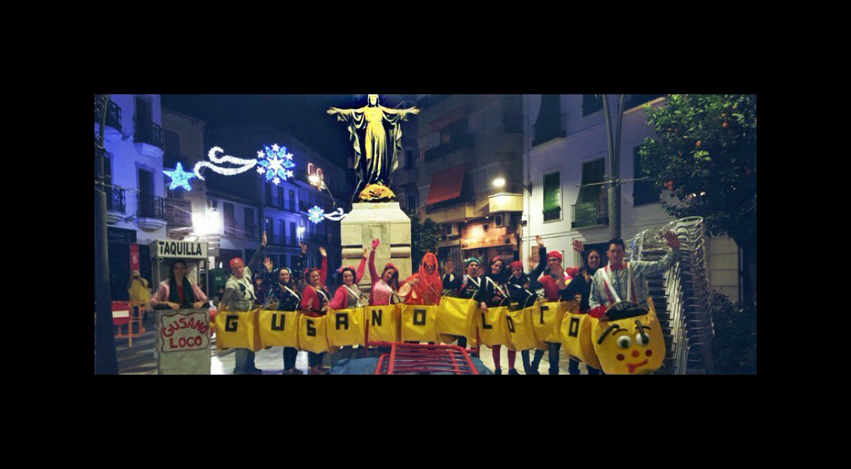 IsitaAj's tweet photo. Concurso mejor disfraz #nocheviejacoín2015 " EL GUSANO LOCO Y SU TAQUILLA " @AytoCoin https://t.co/vIatPLuySS