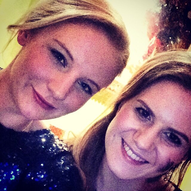 Jessica8245's tweet image. NYE 2016 👩‍❤️‍👩 #newyear #foundmyphone