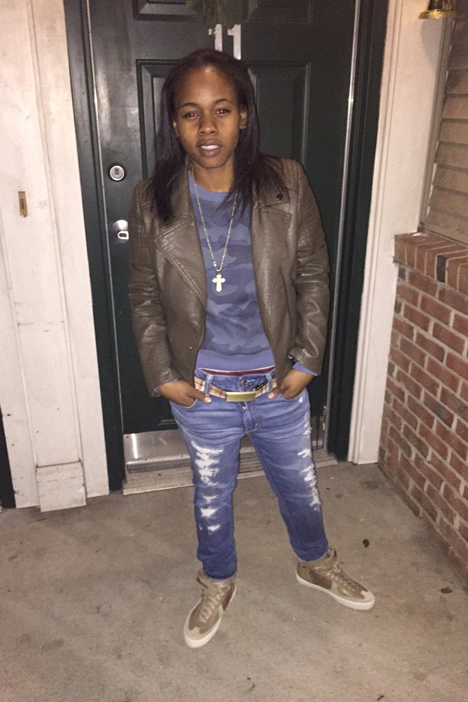 Sneakersmut_'s tweet photo. New Year Same Sneakersmut 🎉😈 #LastNight https://t.co/eMJE7tAWvD