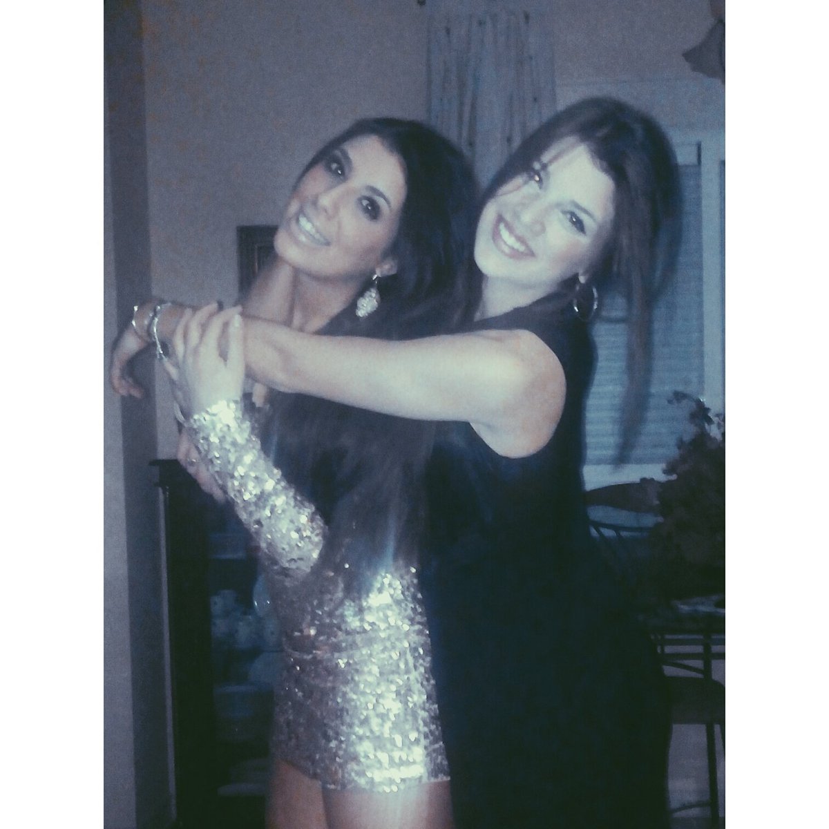 MariaDL_12's tweet photo. Feliz 2016 👑🎆 https://t.co/inMMDI9sVq
