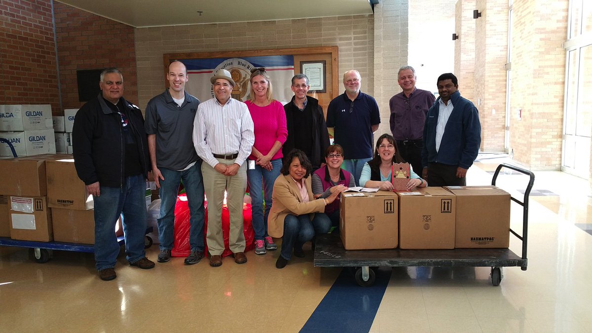sscherney's tweet photo. Thank you Essilor for your generosity toward the students of the #vivnation during the holidays!  #cfbisd #essilor https://t.co/NqasOmvGFV