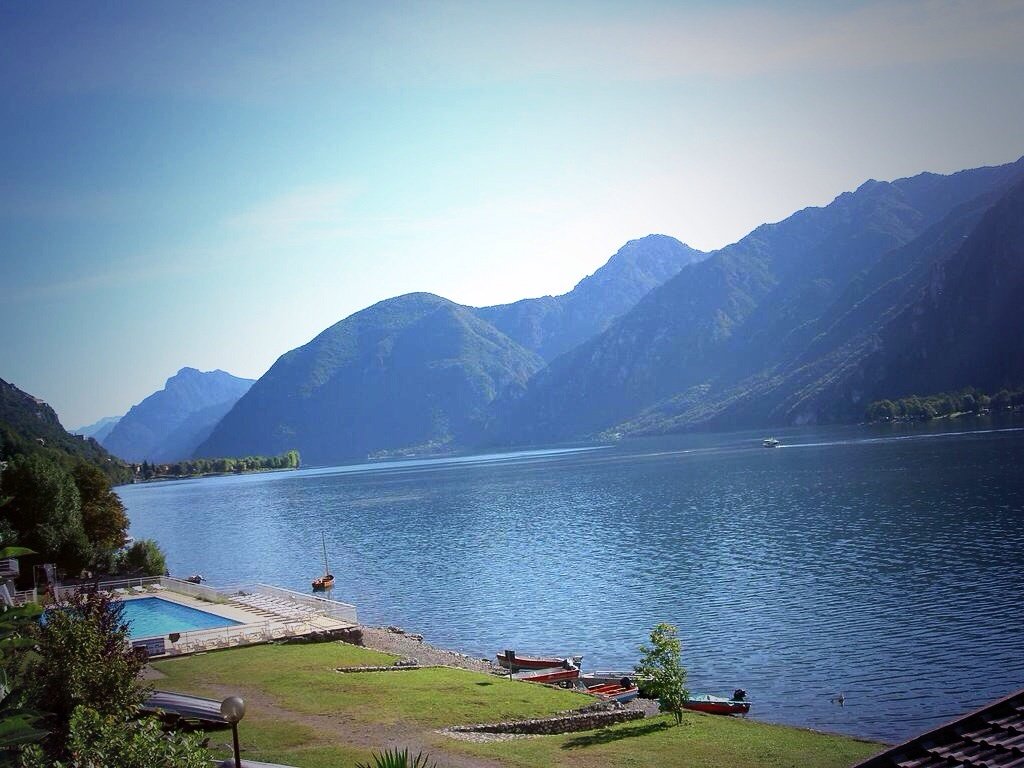 Idromeer's tweet photo. 2 persons holiday cottage for rent at #LakeIdro in #Italy: https://t.co/udToPPArbS #TreCapitelli #IdroLake #Idro https://t.co/VtMdlmEtMo
