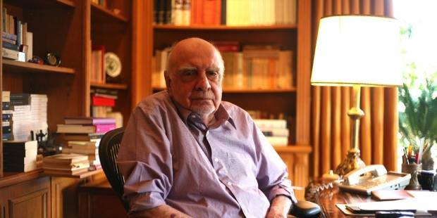 canyayinlari's tweet photo. Değerli yazarımız Yiğit Okur'u kaybettik. Üzgünüz... https://t.co/WuMGuPmzl2