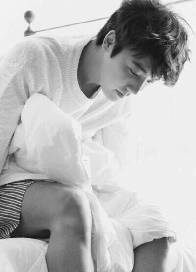 D_1015b's tweet photo. 


          俺と 居れば イイじゃん

                ダメ      ？

          이동해 卑変態眠気分両刀

    #RTしたbotとペンを迎えにいく https://t.co/ZbszhjAbNK