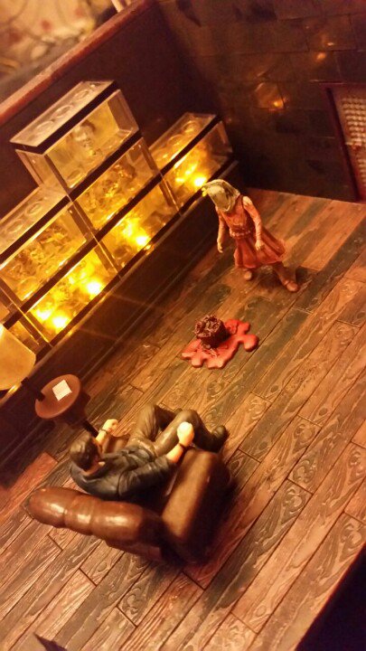 jayjayseetan's tweet photo. It's the Governor's room #FTWD https://t.co/obH07mmJmu