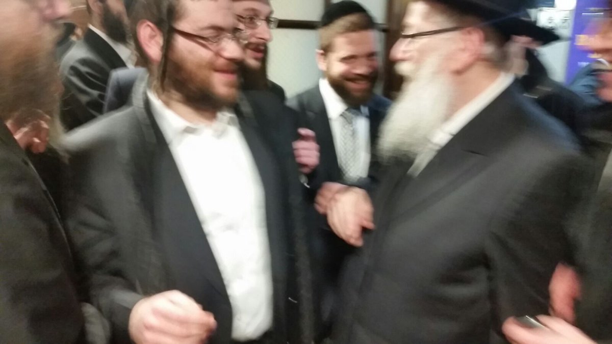 AronSpielman's tweet photo. Meeting between Jewish hospital liaisons in N.Y. and Israel's Minister of Health, Rabbi Yaakov Litzman. https://t.co/0AsVEmCDfv