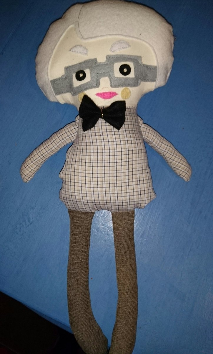 Dolliebobs's tweet photo. grandpa memory doll almost completed #sewing #memorydoll #handmade #softie #Dolliebobs adapted from DADD pattern https://t.co/hzKs909F0c