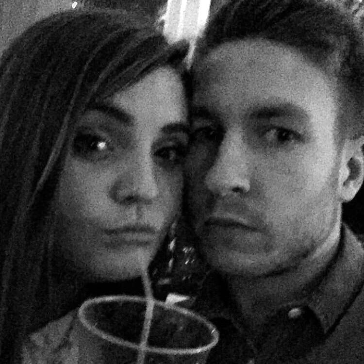 beedingtons's tweet image. 👫👯🍾🎉