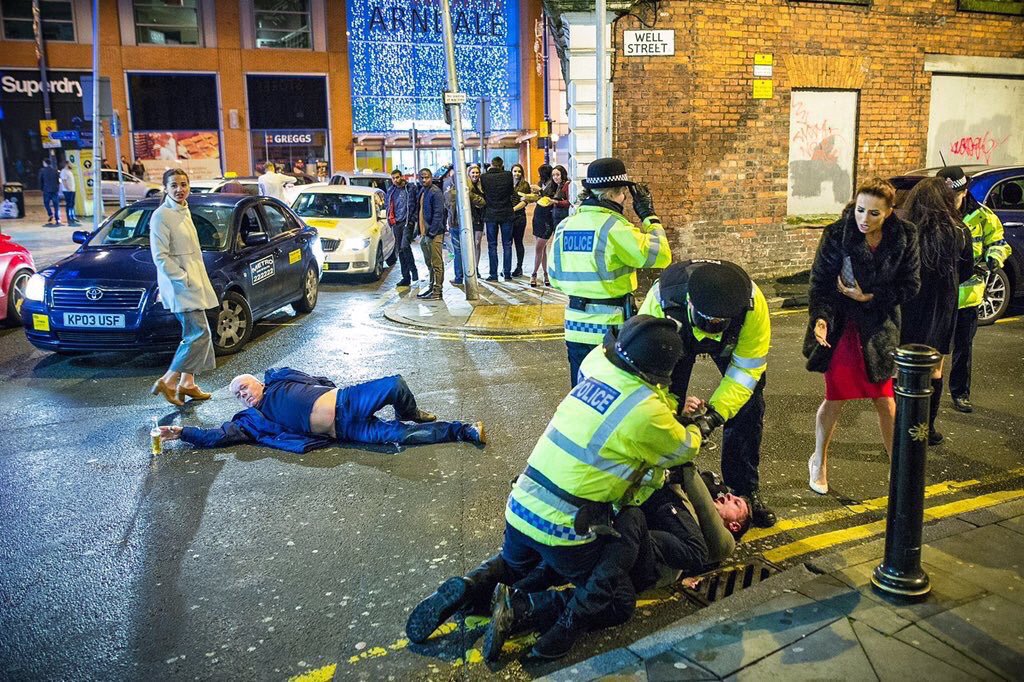 alvaromillan's tweet photo. Que le den un World Press Photo a esto ya, por favor. https://t.co/JPSs3ZpCOY