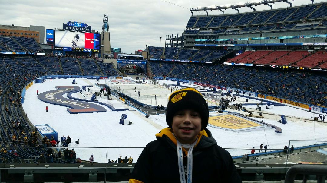 toddash's tweet photo. Game time! @NHLBruins #WinterClassic https://t.co/Z4sCiJhhSm